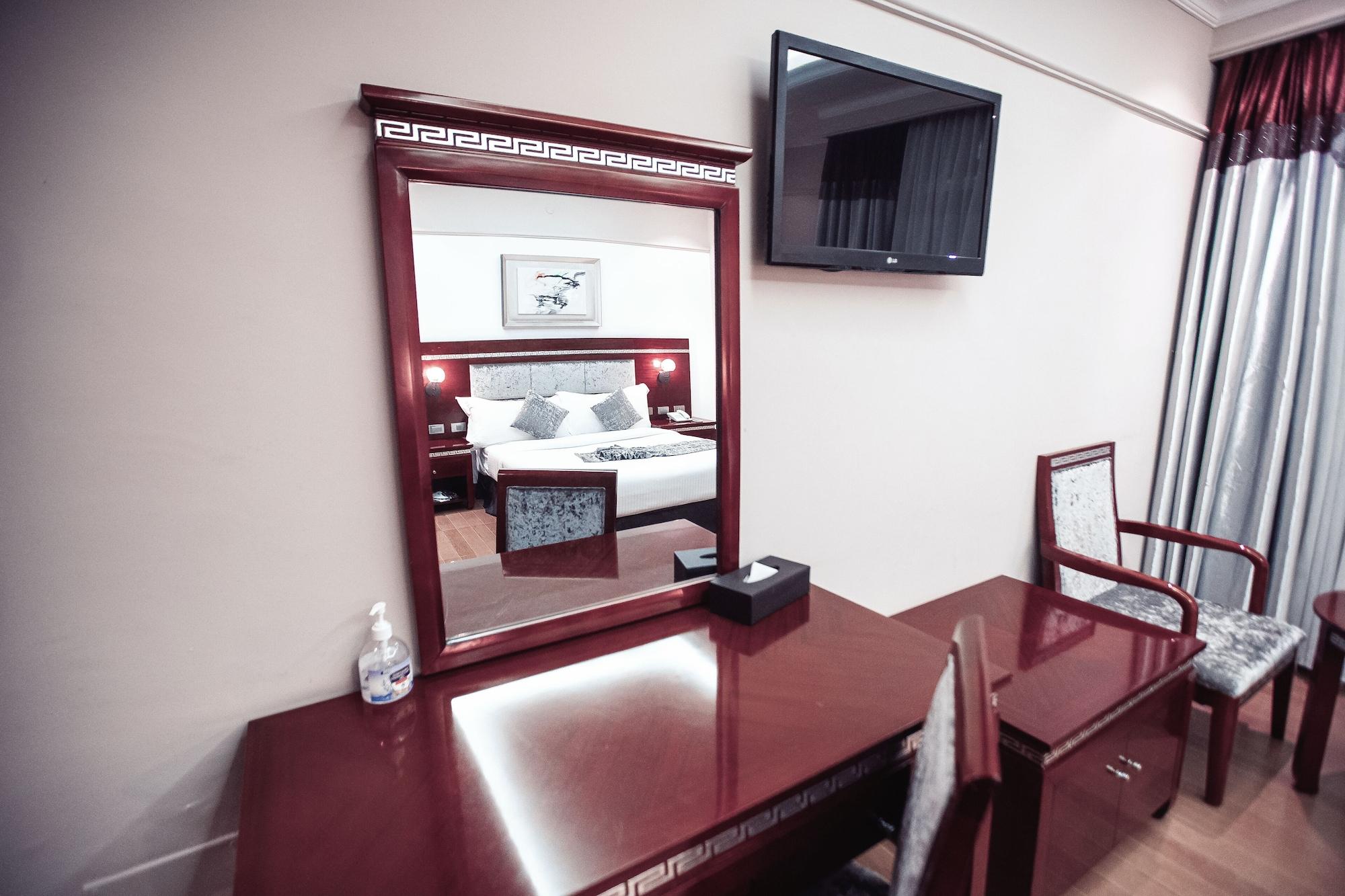 Cyan Hotel Адис Абеба Екстериор снимка