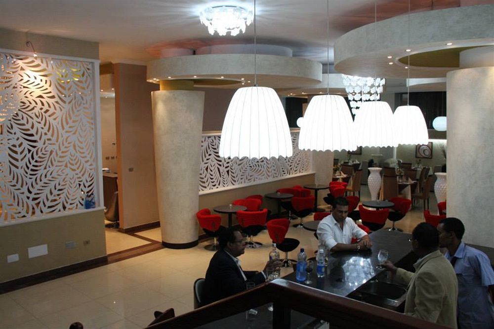 Cyan Hotel Адис Абеба Екстериор снимка