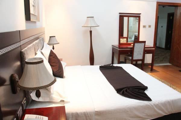 Cyan Hotel Адис Абеба Екстериор снимка