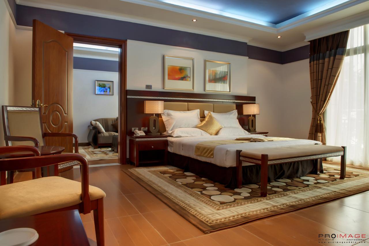 Cyan Hotel Адис Абеба Екстериор снимка