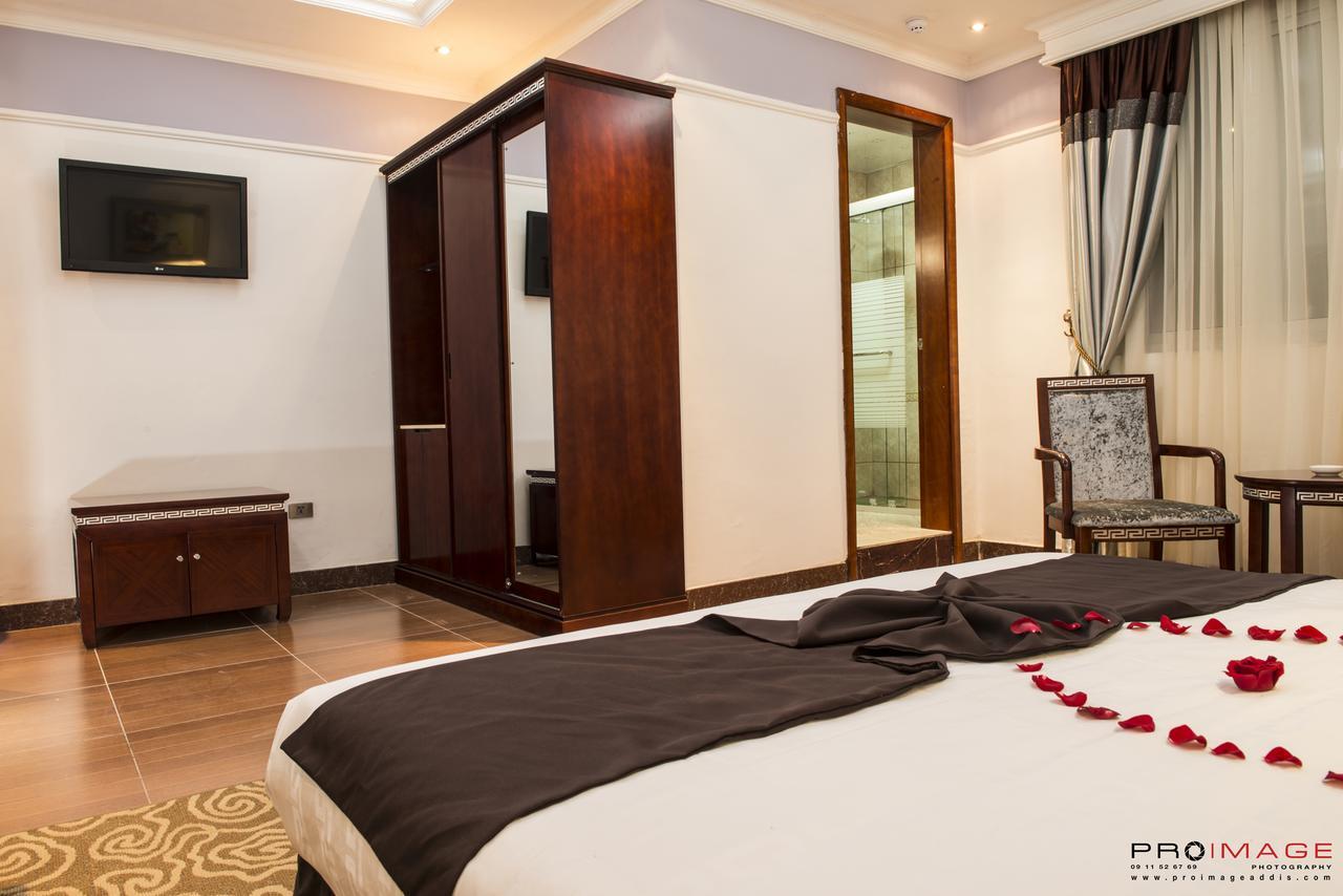 Cyan Hotel Адис Абеба Екстериор снимка